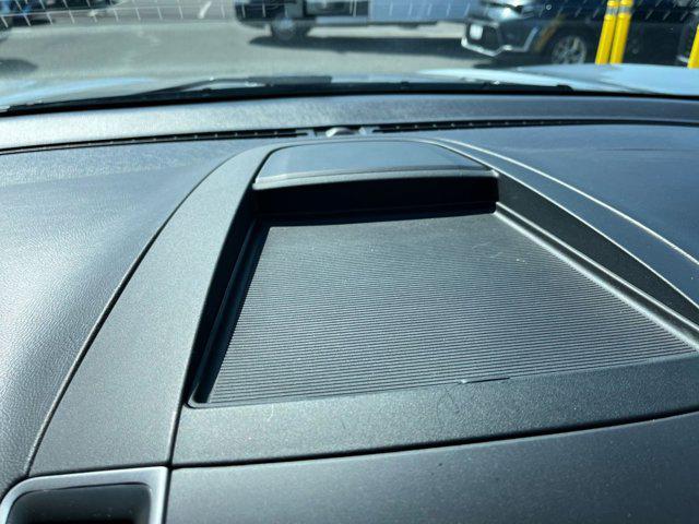 Photo of 2024 Iconic Silver Metallic Ford Edge