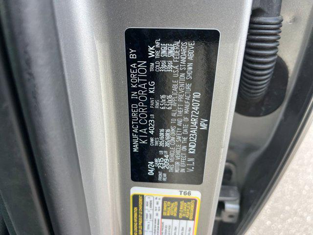 Photo of 2024 Steel Gray Kia Soul