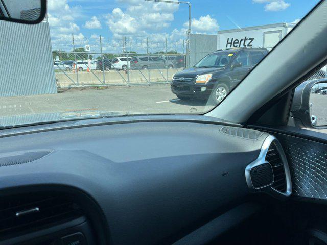 Photo of 2024 Steel Gray Kia Soul