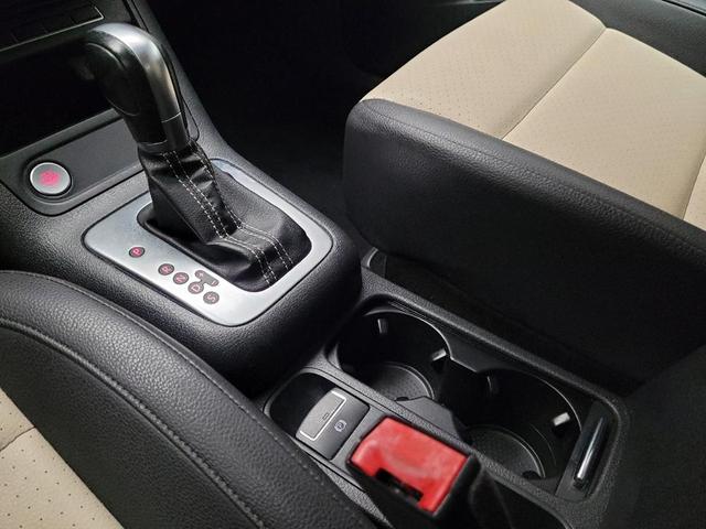 Photo of 2016 Pure White Volkswagen Tiguan