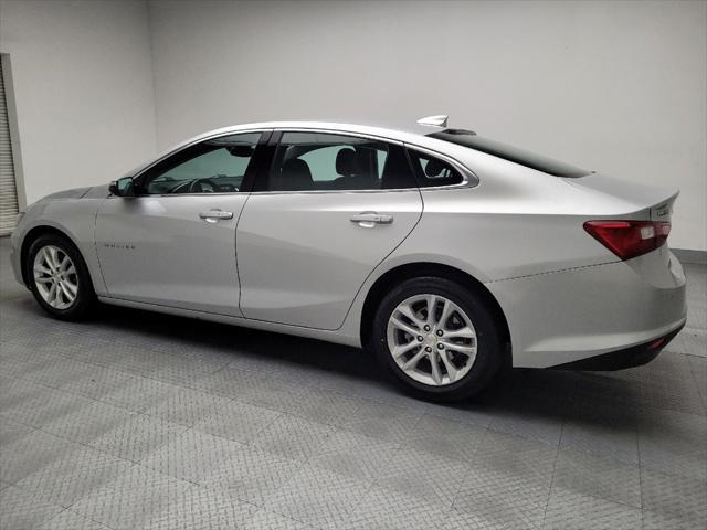 Photo of 2018 Silver Ice Metallic Chevrolet Malibu