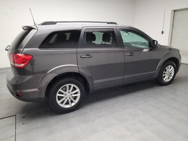 Photo of 2017 Granite Pearlcoat Dodge Journey
