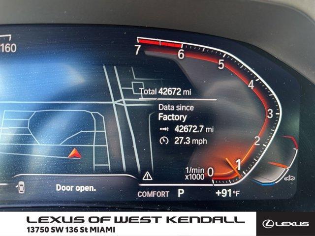 Photo of 2022 Alpine White BMW 330