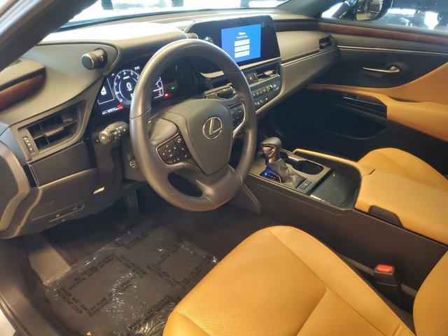 Photo of 2023 Iridium Lexus ES 350