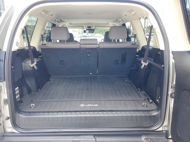 Photo of 2022 Atomic Silver Lexus GX 460