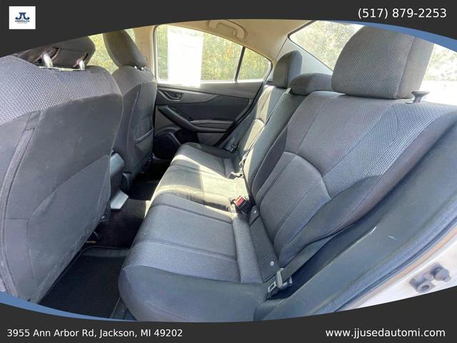 Photo of 2019 Crystal White Pearl Subaru Impreza