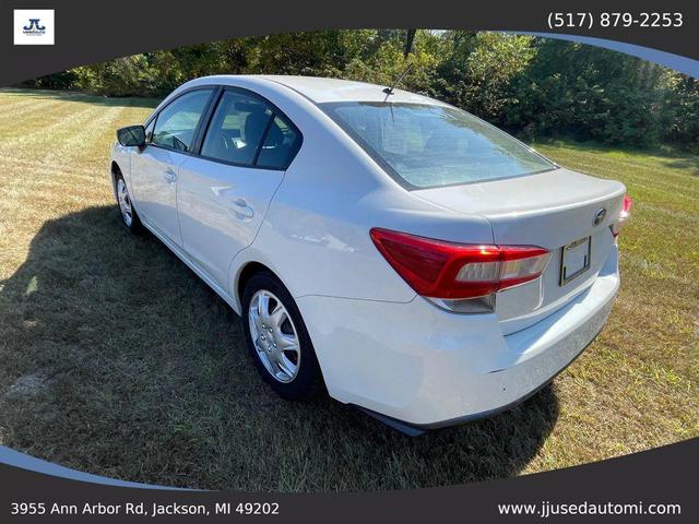 Photo of 2019 Crystal White Pearl Subaru Impreza