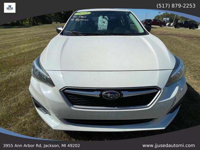 Photo of 2019 Crystal White Pearl Subaru Impreza