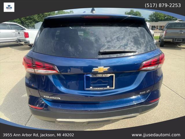 Photo of 2022 Blue Chevrolet Equinox
