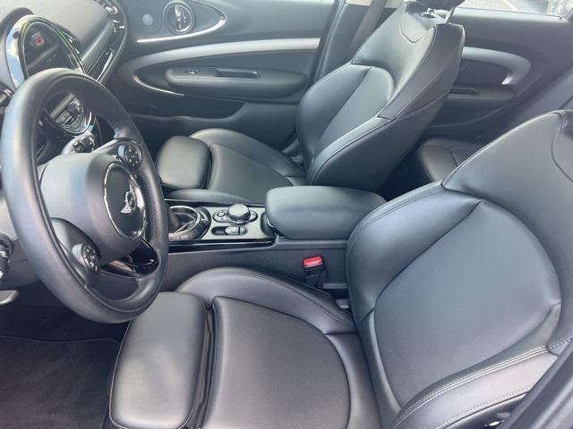 Photo of 2017 Blue MINI Clubman