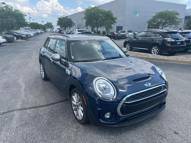 Photo of 2017 Blue MINI Clubman