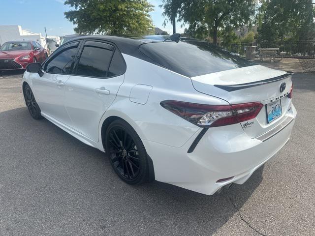 Photo of 2023 Midnight Black Metallic Toyota Camry