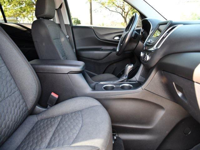 Photo of 2019 Mosaic Black Metallic Chevrolet Equinox