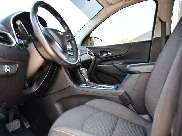 Photo of 2019 Mosaic Black Metallic Chevrolet Equinox