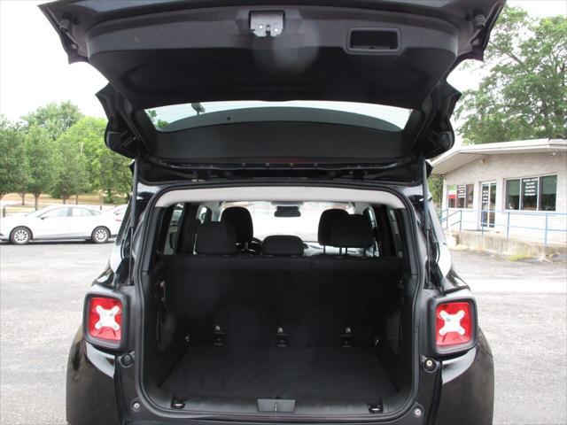 Photo of 2017 Black Jeep Renegade