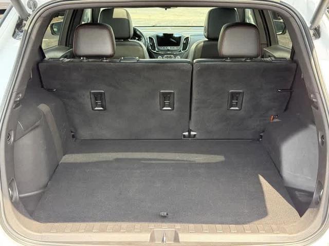Photo of 2022 Summit White Chevrolet Equinox