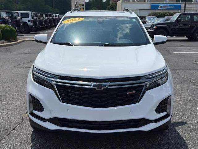 Photo of 2022 Summit White Chevrolet Equinox