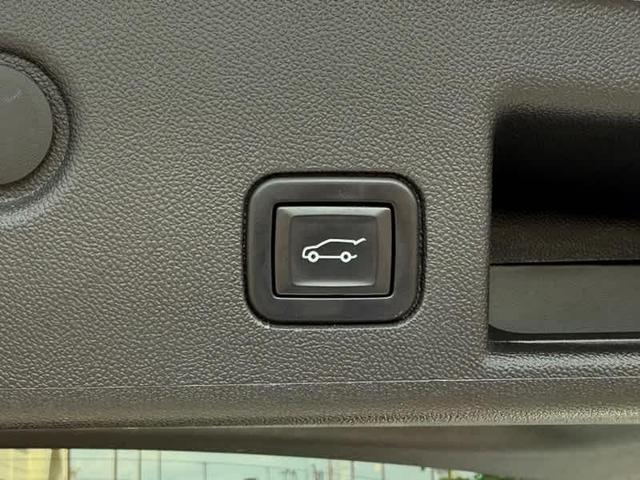 Photo of 2022 Summit White Chevrolet Equinox