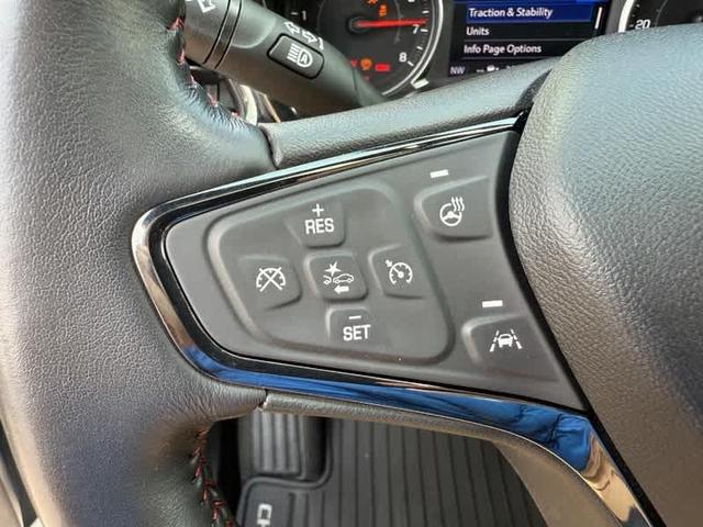 Photo of 2022 Summit White Chevrolet Equinox