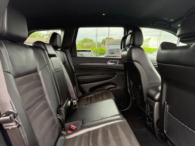 Photo of 2022 Bright White Clearcoat Jeep Grand Cherokee WK