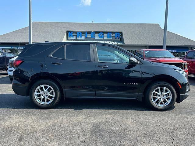 Photo of 2024 Mosaic Black Metallic Chevrolet Equinox