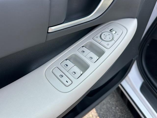 Photo of 2024 Serenity White Hyundai SONATA Hybrid