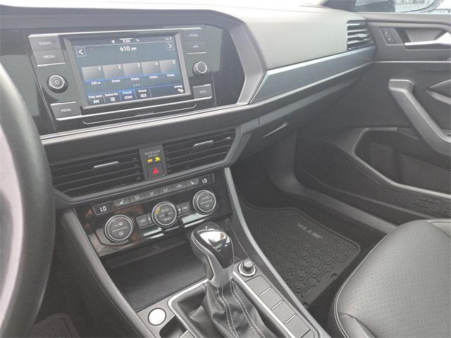 Photo of 2022 Pyrite Silver Metallic Volkswagen Jetta