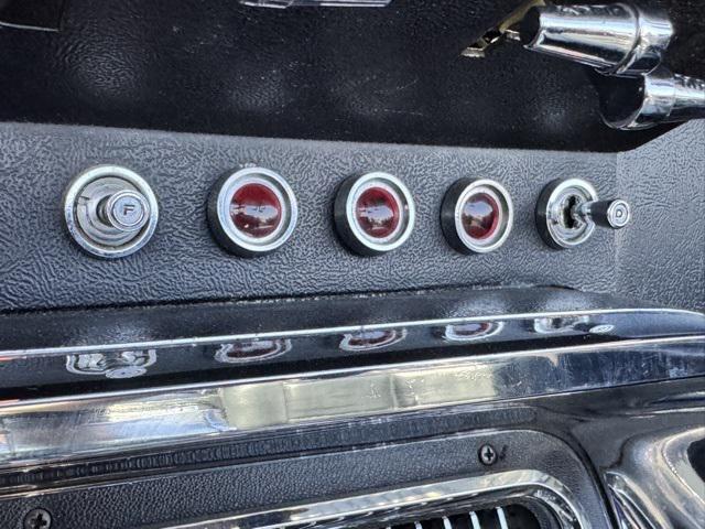Photo of 1966 Red Ford Thunderbird
