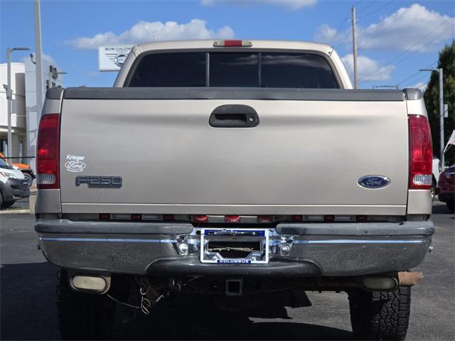 Photo of 1999 Light Prairie Tan Clearcoat Metallic Ford F-250