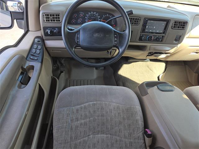Photo of 1999 Light Prairie Tan Clearcoat Metallic Ford F-250