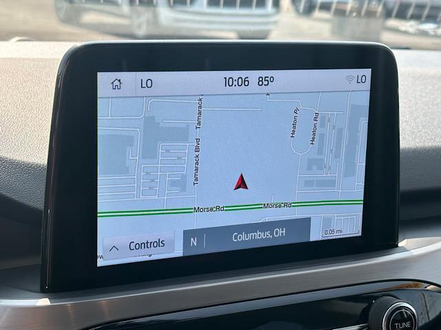 Photo of 2022 STAR WHITE METALLIC TRI-COAT Ford Escape