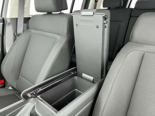 Photo of 2025 Shimmering Silver Hyundai SANTA FE