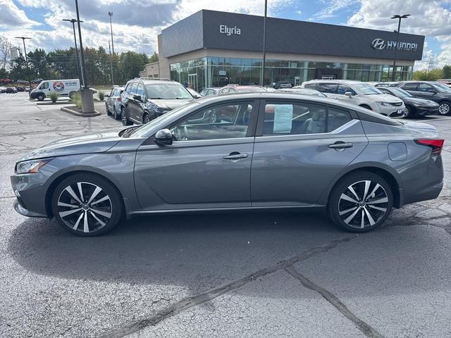 Photo of 2020 Gun Metallic Nissan Altima