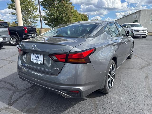 Photo of 2020 Gun Metallic Nissan Altima