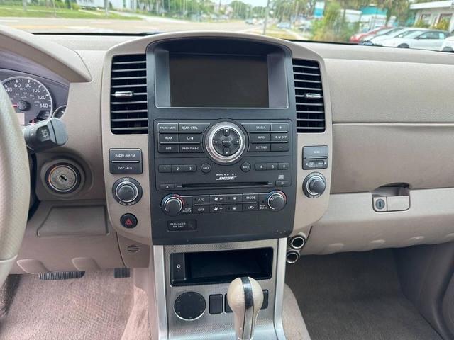 Photo of 2008 Gray Nissan Pathfinder