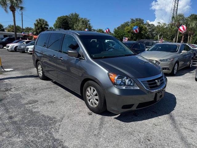 Photo of 2010 Polished Metal Metallic Honda Odyssey