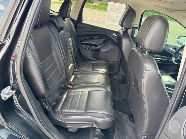 Photo of 2016 Shadow Black Ford Escape