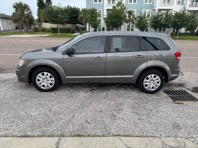Photo of 2013 Storm Gray Pearlcoat Dodge Journey
