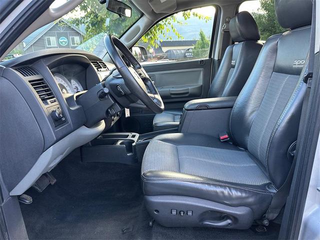 Photo of 2008 Bright Silver Metallic Clearcoat Dodge Dakota