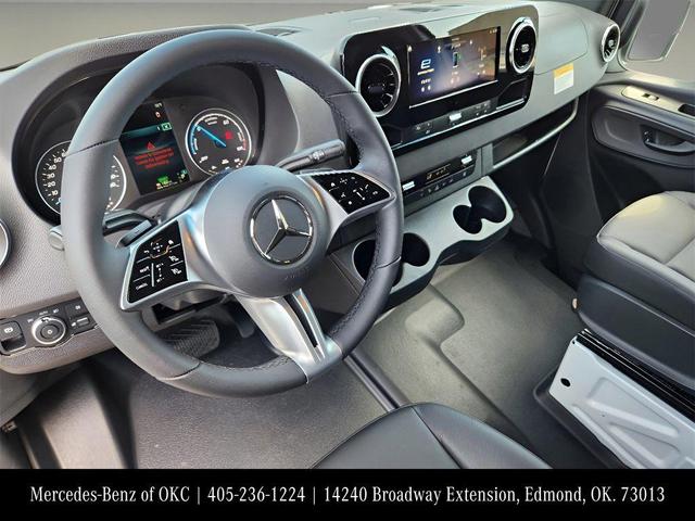 Photo of 2024 Arctic White Mercedes-Benz eSprinter 2500
