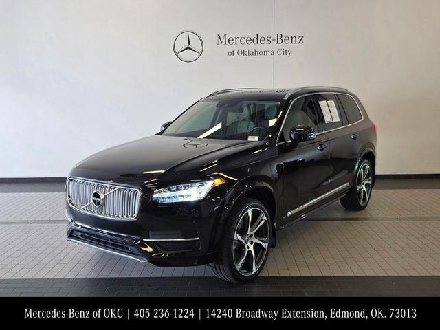 Photo of 2018 Black Volvo XC90 Hybrid