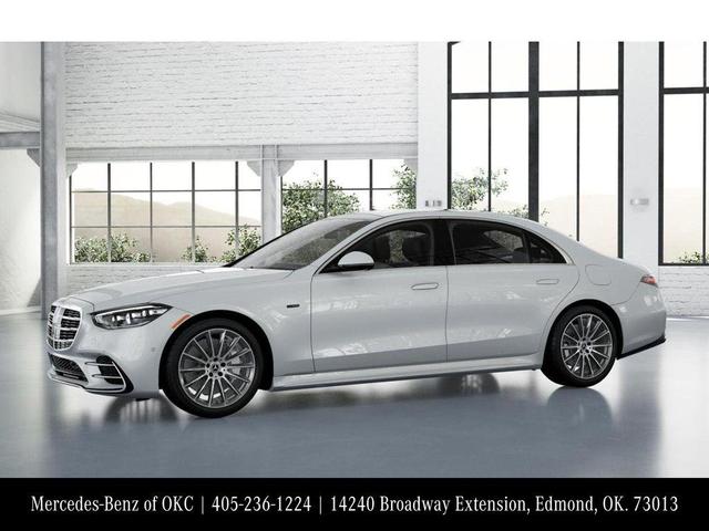 Photo of 2025 MANUFAKTUR Moonlight White Metallic Mercedes-Benz S-Class