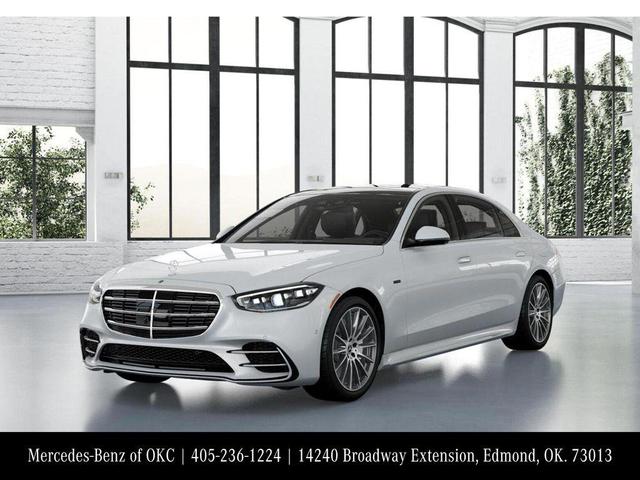 Photo of 2025 MANUFAKTUR Moonlight White Metallic Mercedes-Benz S-Class