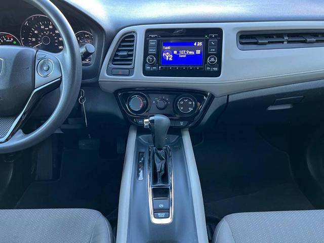 Photo of 2018 Silver Honda HR-V