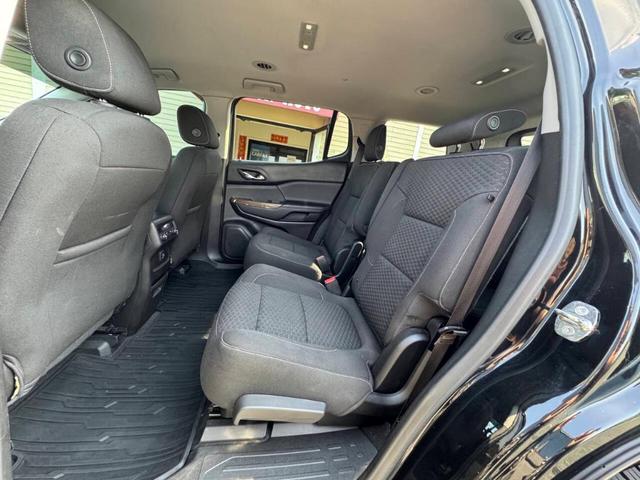Photo of 2018 Black GMC Acadia
