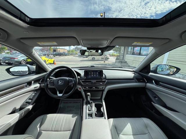 Photo of 2018 Gray Honda Accord