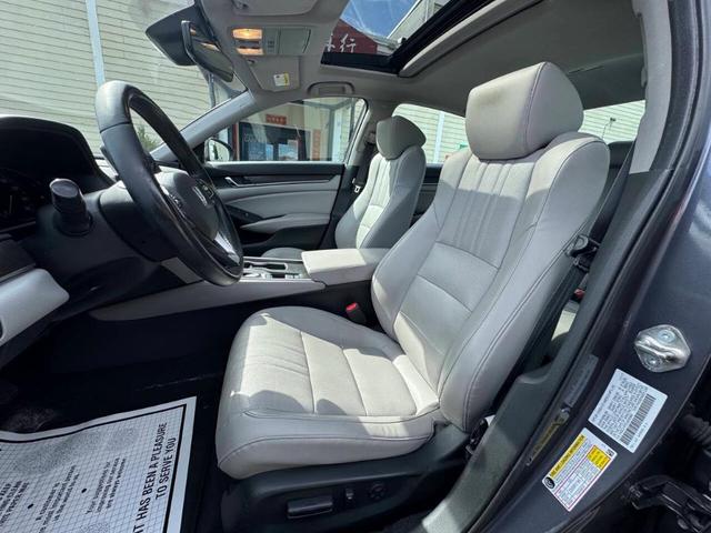 Photo of 2018 Gray Honda Accord