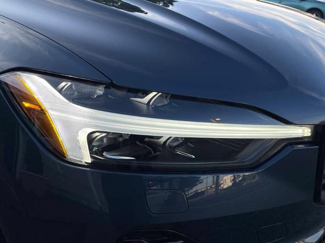 Photo of 2024 Blue Volvo XC60