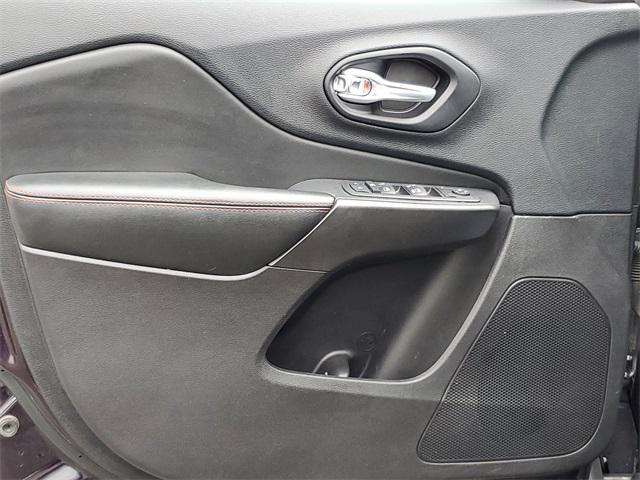 Photo of 2021 Sangria Metallic Clearcoat Jeep Cherokee