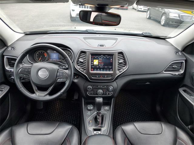 Photo of 2021 Sangria Metallic Clearcoat Jeep Cherokee